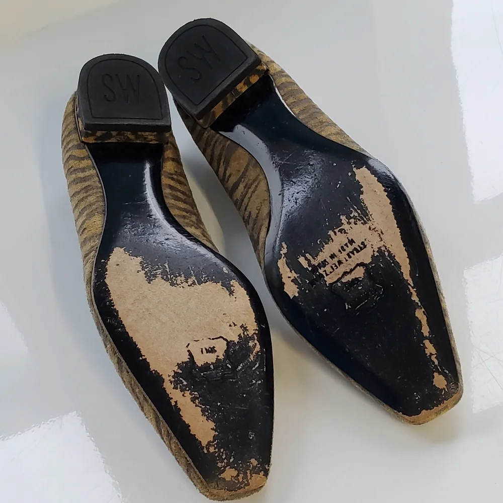 Stuart Weitzman Women's Leather animal Print Loafer Size 6